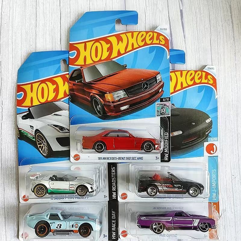 2024 Hot Wheels Hot Little Sports Car C4982 โมเดลรถรางโลหะผสม