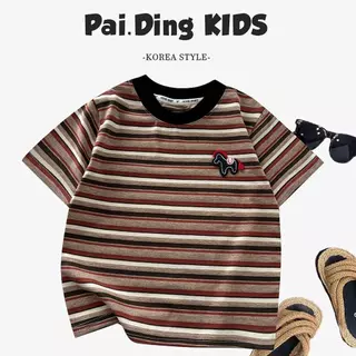 MooDeng Baby เสื้อยืดเด็กลายทาง สุดเท่ มีให้เลือกถึง 6 เฉดสี ตั้งแต่โทนสว่างอย่าง สไตล์มินิมอล เรียบง่าย แต่มีลูกเล่น