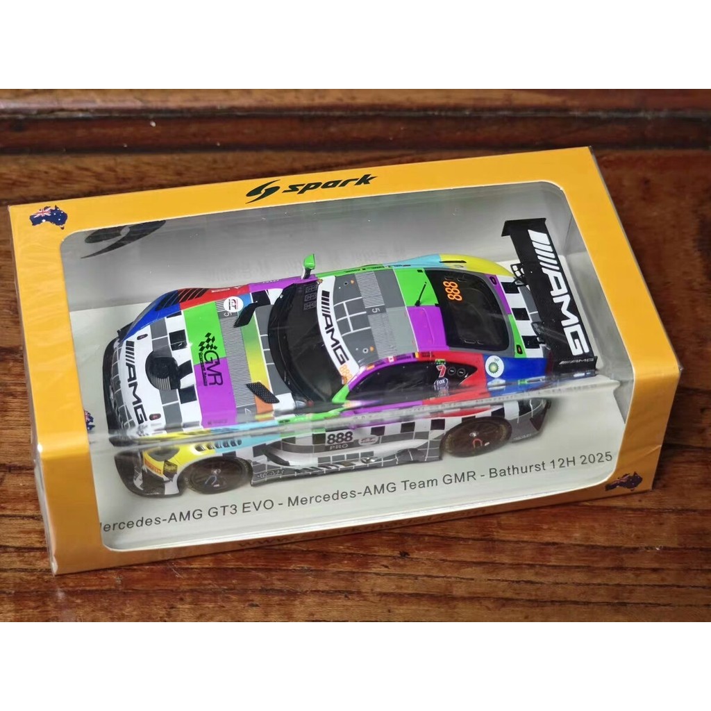 SPARK รุ่น 1/43 2025 Buster Benz AMG GT3 EVO 888 #