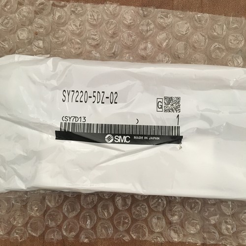 1PC ใหม่ SMC SY7220-5DZ-02 โซลินอยด์วาล์วจัดส่งฟรี SY72205DZ02