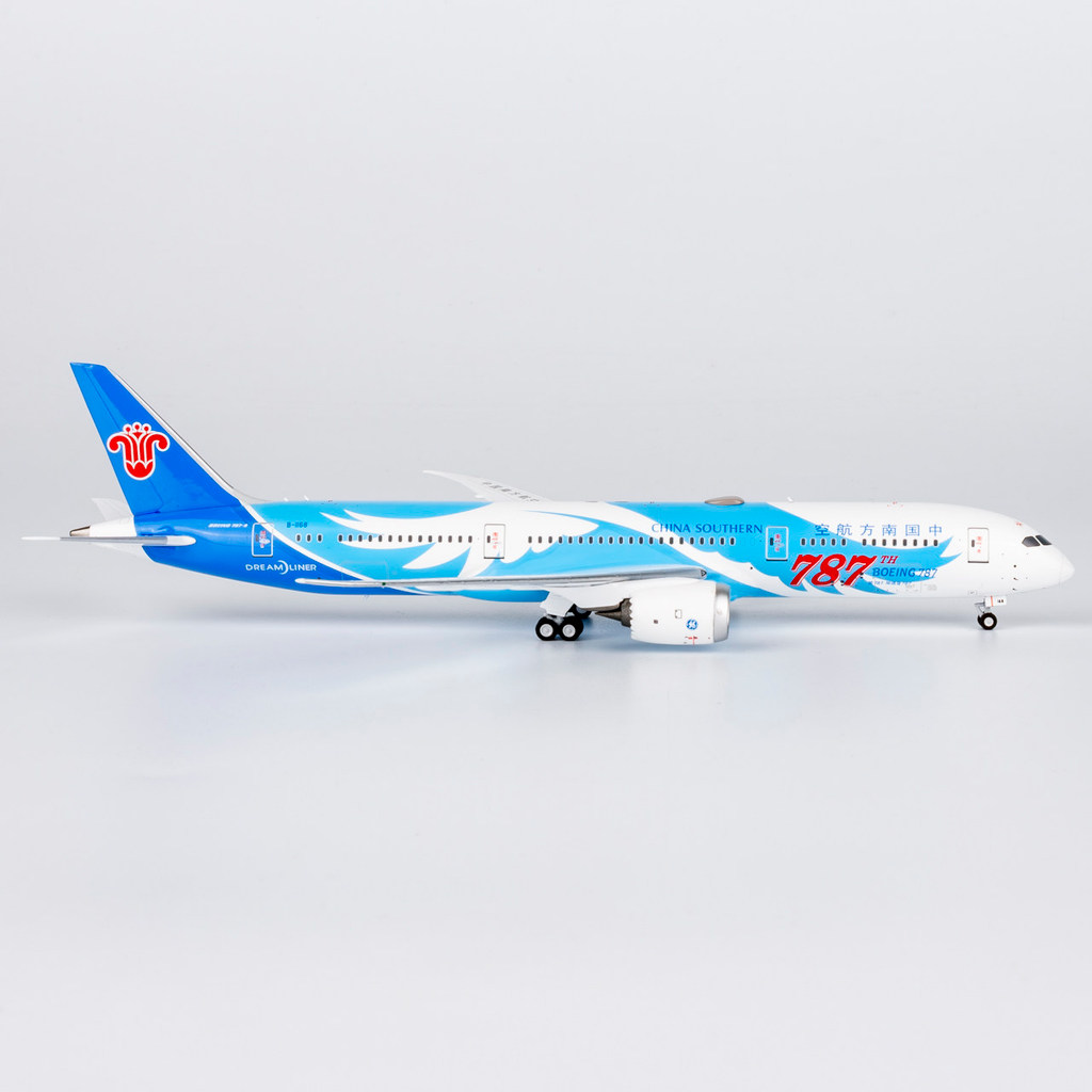 Ready Stock NG 1: 400 China Southern Airlines B787-9 B-1168 โมเดลเครื่องบินโลหะผสม No. 787