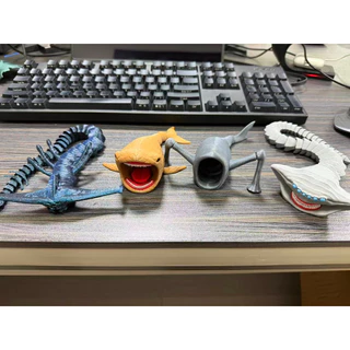 24 ชิ้น Sea Monster Action Figure ชุด Sea Eater Kraken Ghost Leviathan รุ่นสะสม