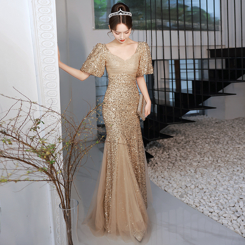 Gold evening gown, host's fitted sequined reflective long dress, stage gown