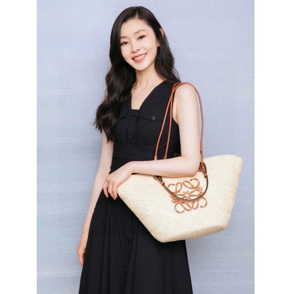 กระเป๋าฟาง Ibiza Series ของ Paulas