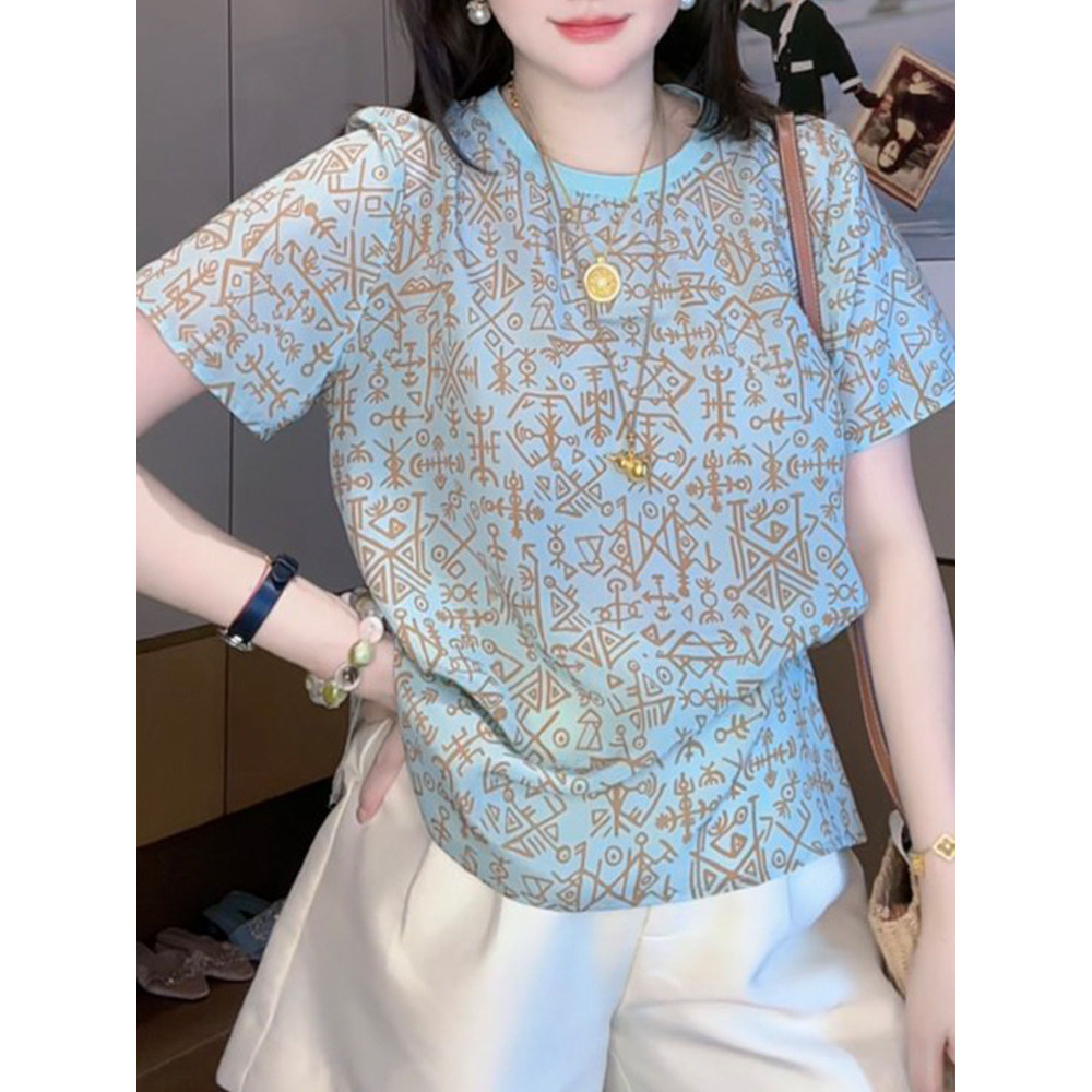 เสื้อยืดแขนสั้นผู้หญิง ลายพิมพ์ casual สำหรับฤดูร้อน ดีไซน์ใหม่ปี 2026 คุณภาพระดับ High-End