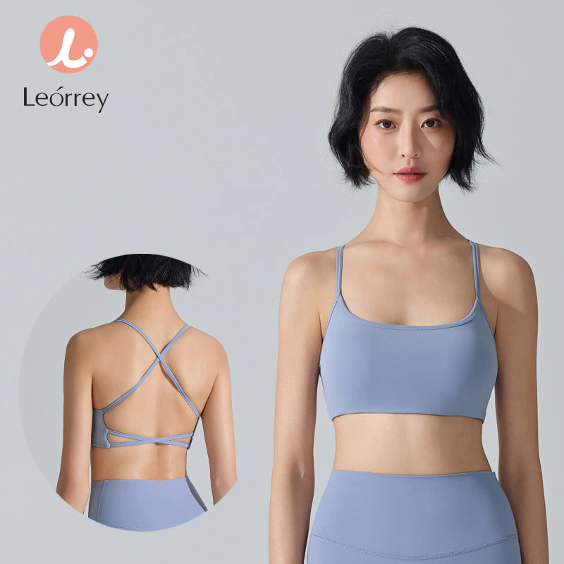 Leorrey บราออกกำลังกายไขว้หลัง บราโยคะมีแผ่นรอง