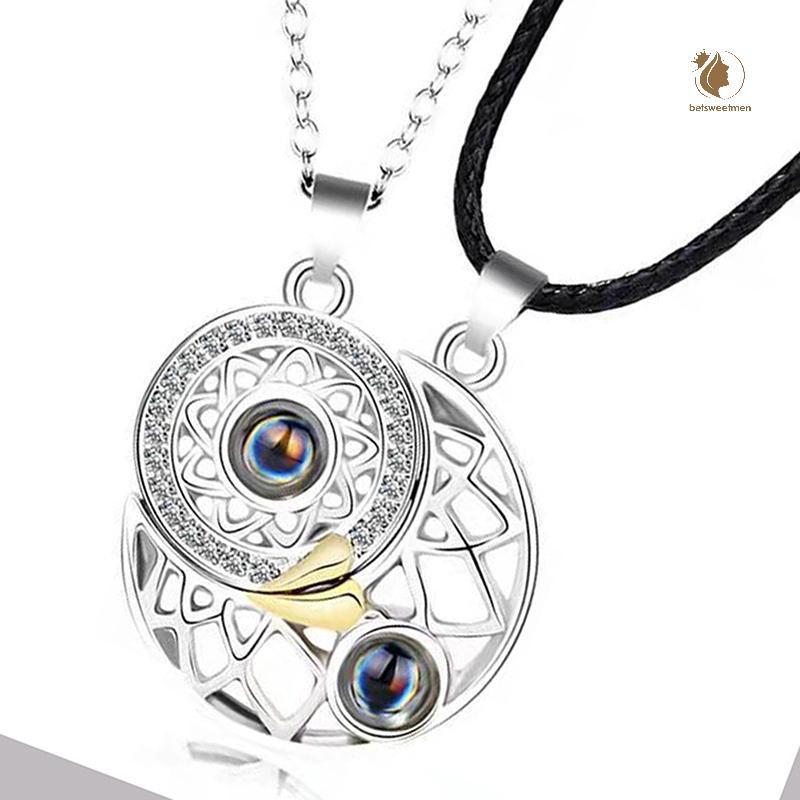[PE] สร้อยคอคู่ 2 ชิ้น 100 ภาษา Sun And Moon จี้แม่เหล็ก Love Memory TH