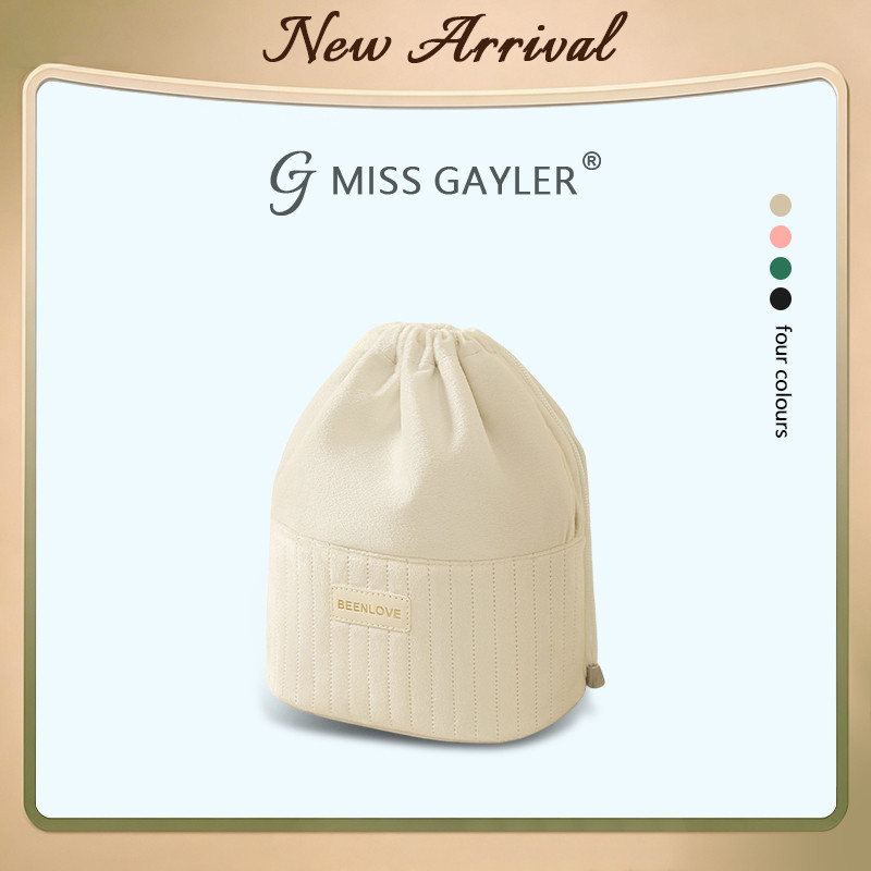MISS GAYLER กระเป๋าเครื่องสำอางแบบรูดเชือก วัสดุกำมะหยี่ จุของได้เยอะ หลายช่องเก็บของ ใช้เป็นกระเป๋าเก็บของอเนกประสงค์ พร้อมส่งจากไทย