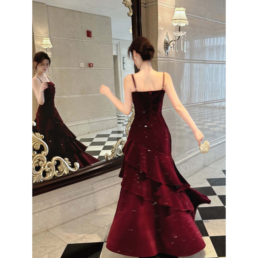 บน ชุดราตรีสีแดงเข้มปักเลื่อมฝรั่งเศส | อาจินี - รูปที่ 3