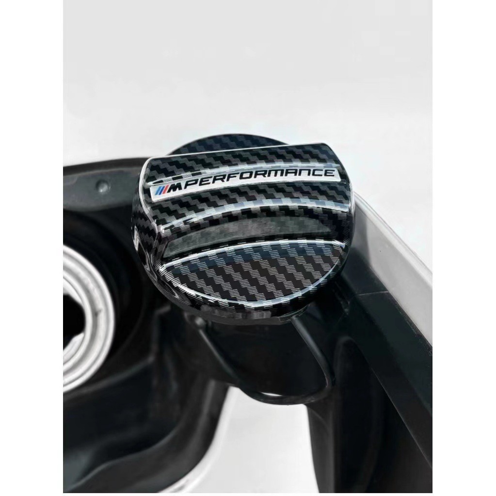 คาร์บอนไฟเบอร์ฝาครอบถังน้ํามันเชื้อเพลิง Air Cap Trim สําหรับ BMW G80 G06 G07 G42 G14 G15 G16 F82 F20 F21 F83 M2 M3 M4 M5 M8 F95 F96 E90