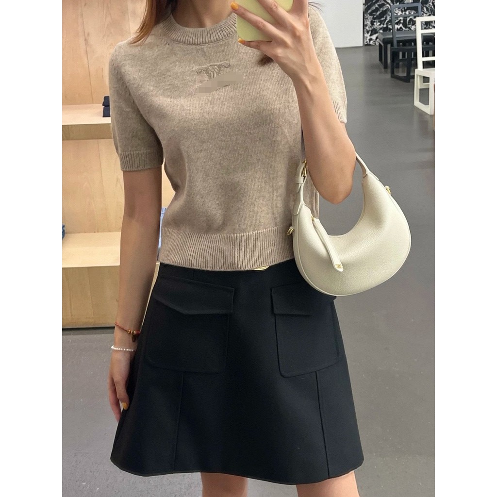 1: 1 มาตรฐานต้นฉบับยิงจริง,สไตล์ใหม่ Lin ถักแขนสั้น Classy Celebrity Slim-Fit Letter Light หรูหรารอบ