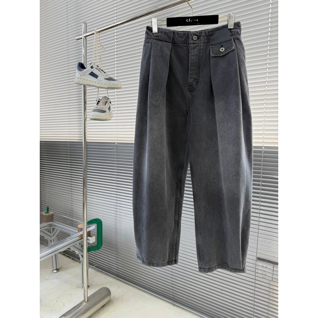 1: 1 Original Label AAA+loe * e Rock Grey Jeans Pants