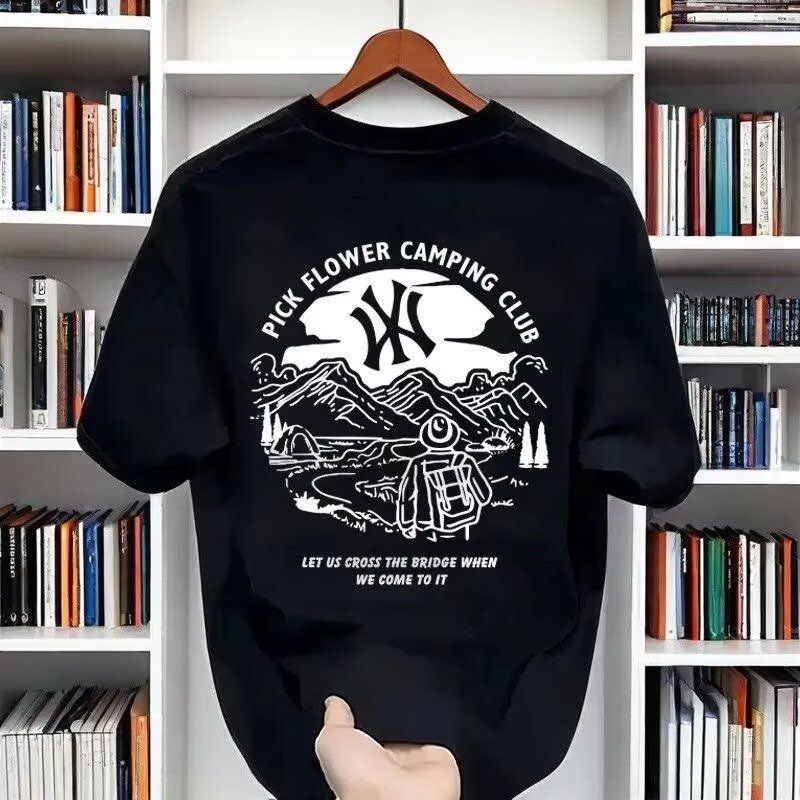 2025 inst แขนเสื้อฤดูร้อนแขนสั้น 2026cod หลวมหลวมสไตล์ใหม่เรียบง่ายอินเทรนด์เกาหลีผู้ชายอินเทรนด์สุท