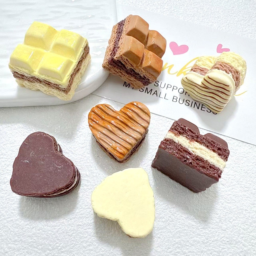 10ชิ้น/ถุงจําลองอาหารของเล่นช็อคโกแลตแซนวิชอุปกรณ์เรซินครีมกาว ทําเอง กิ๊บขนาดเล็กหลุมรองเท้าหัวเข็มขัดเครื่องประดับกรณีโทรศัพท์ - รูปที่ 2