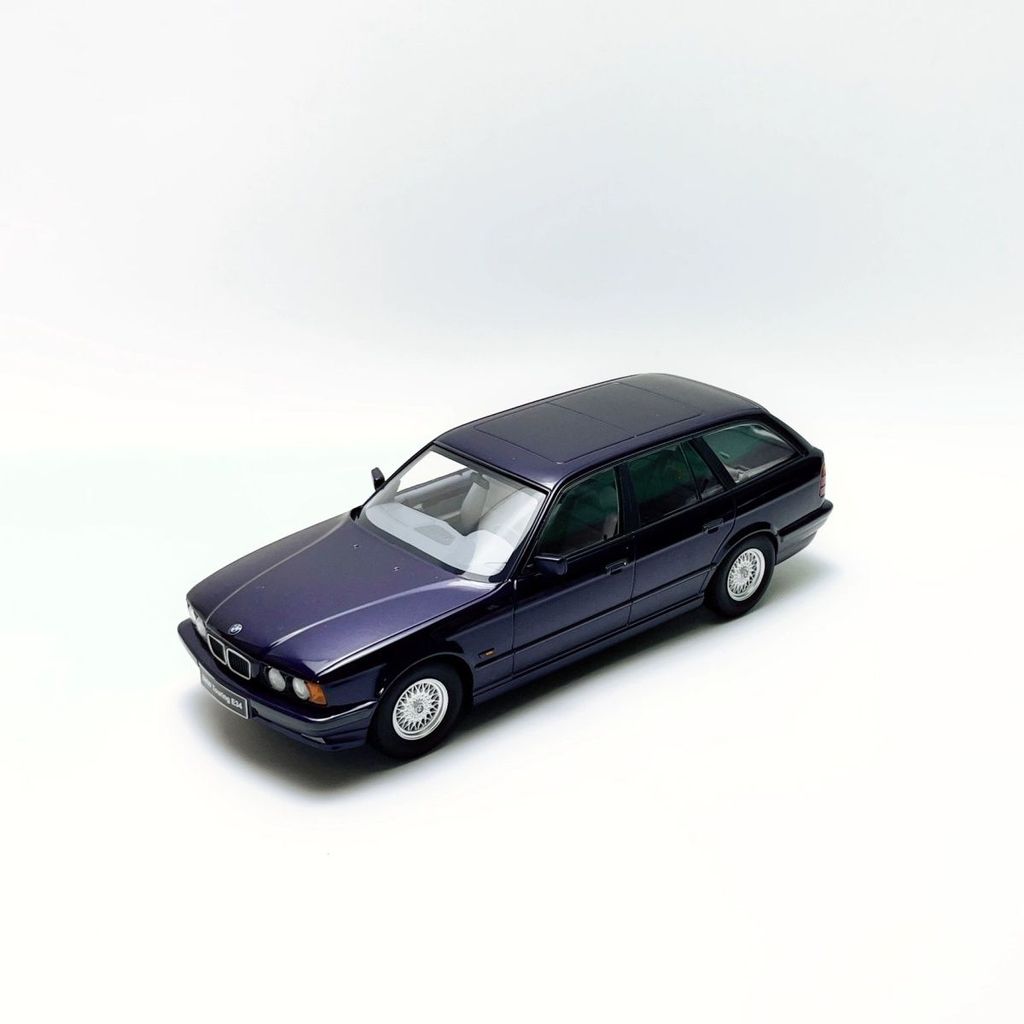 KK Scale 1/18 BMW BMW 5-Series E34 Station Car Alloy Car Model