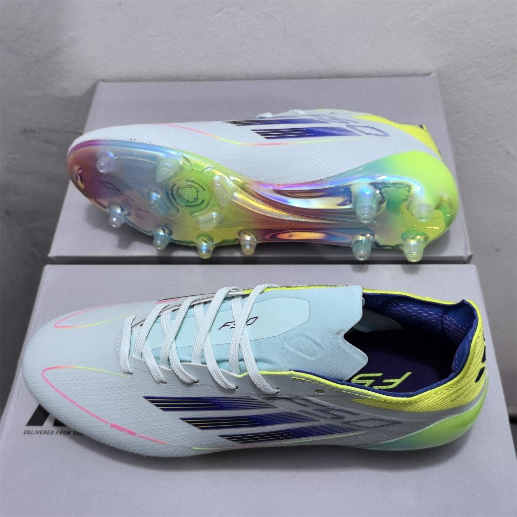 รองเท้าฟุตบอล F50 Elite AG ขนาด 39-45 สวมใส่ได้ทั้งกลางแจ้ง ดีไซน์กันลื่นและทนทาน AYPX