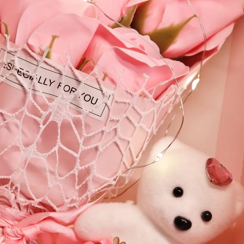 ดอกไม้ ดอกกุหลาบ วาเลนไทน์ พร้อมกับไฟ LED  น้องหมี+ถุงหิ้วสุดหรู น่ารักสุดๆ พร้อมส่งในไทย - 3