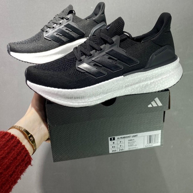 รองเท้าวิ่งผู้ชายและผู้หญิง Ultraboost Breathable Cushiing ID8814