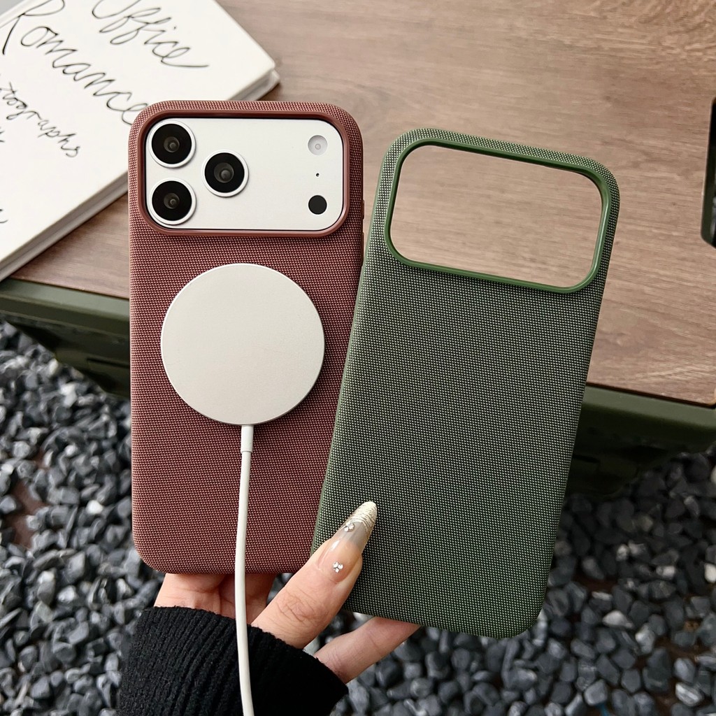 สําหรับ iPhone17promax เคสแบบถัก 17pro กรอบปุ่มโลหะ iPhone ในตัวสไตล์เรียบง่าย