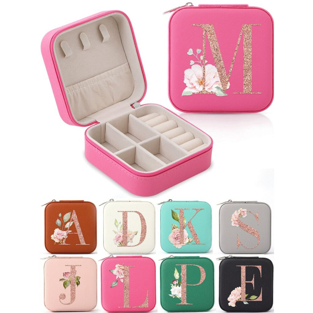 26 ตัวอักษร AZ พร้อมดอกไม้เครื่องประดับแบบพกพากล่องเก็บเครื่องประดับสร้อยคอต่างหูกล่องแหวน 3GSR