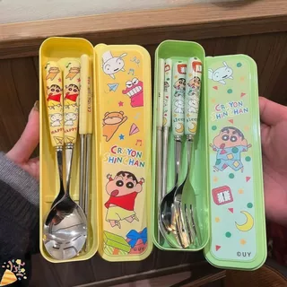 ชุดช้อนส้อมและตะเกียบลายการ์ตูนชินจัง ชุดเครื่องใช้บนโต๊ะอาหารน่ารัก เหมาะสำหรับนักเรียนและใช้ในบ้าน