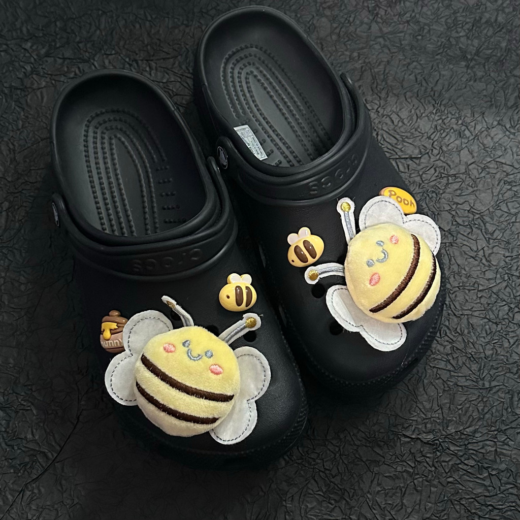 jibbitz crocs jibbitz crocs ของแทั หัวเข็มขัดรองเท้าลายดอกไม้น่ารัก สำหรับปั้มน้ําผึ้งและตกแต่ง