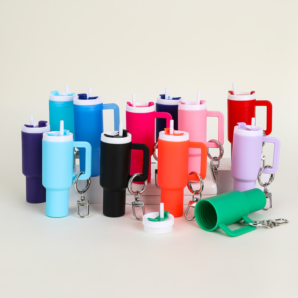 St. kunkka 1 ชิ้นน่ารักถ้วยจี้ Tumbler พวงกุญแจถ้วยน้ํา Key แหวนกระเป๋าเป้สะพายหลัง Amulet DIY ของขวัญของที่ระลึก