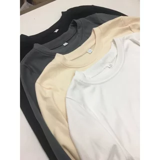 HEATTECH (ฮีทเทค คอกลม นุ่ม) เสื้อแขนยาว ใช้ใส่เพิ่มความอุ่นด้านใน กันหนาว ผ้ายืดหยุ่น ผ้าเนื้อนุ่ม