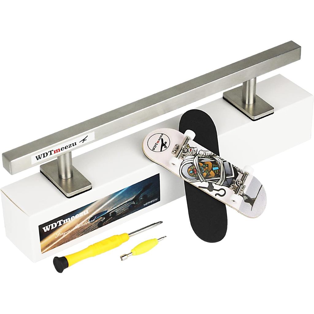 ไม้ Fingerboard และนิ้วมือสเก็ตบอร์ดแบน Rail ชุด Fingerboard พร้อมแบริ่งล้อและ Professional Prop สํา