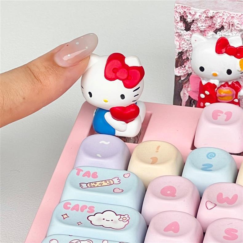 HelloKitty สติกเกอร์คีย์บอร์ดเรซิ่นคุณภาพสูงน่ารักการ์ตูนรูปลักษณ์สูงฝาครอบคีย์บอร์ด Keycap R4 ความสูง