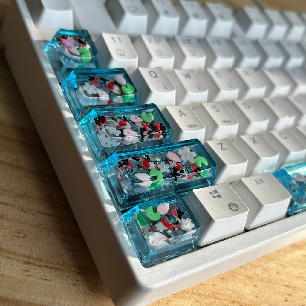keycap ไทย keycaps ที่ไม่ซ้ํากันโปร่งใสKoi Keycapเหมาะสําหรับ 1u 2u 6.25u Spacerที่ไม่ซ้ํากันเรซิ่นK