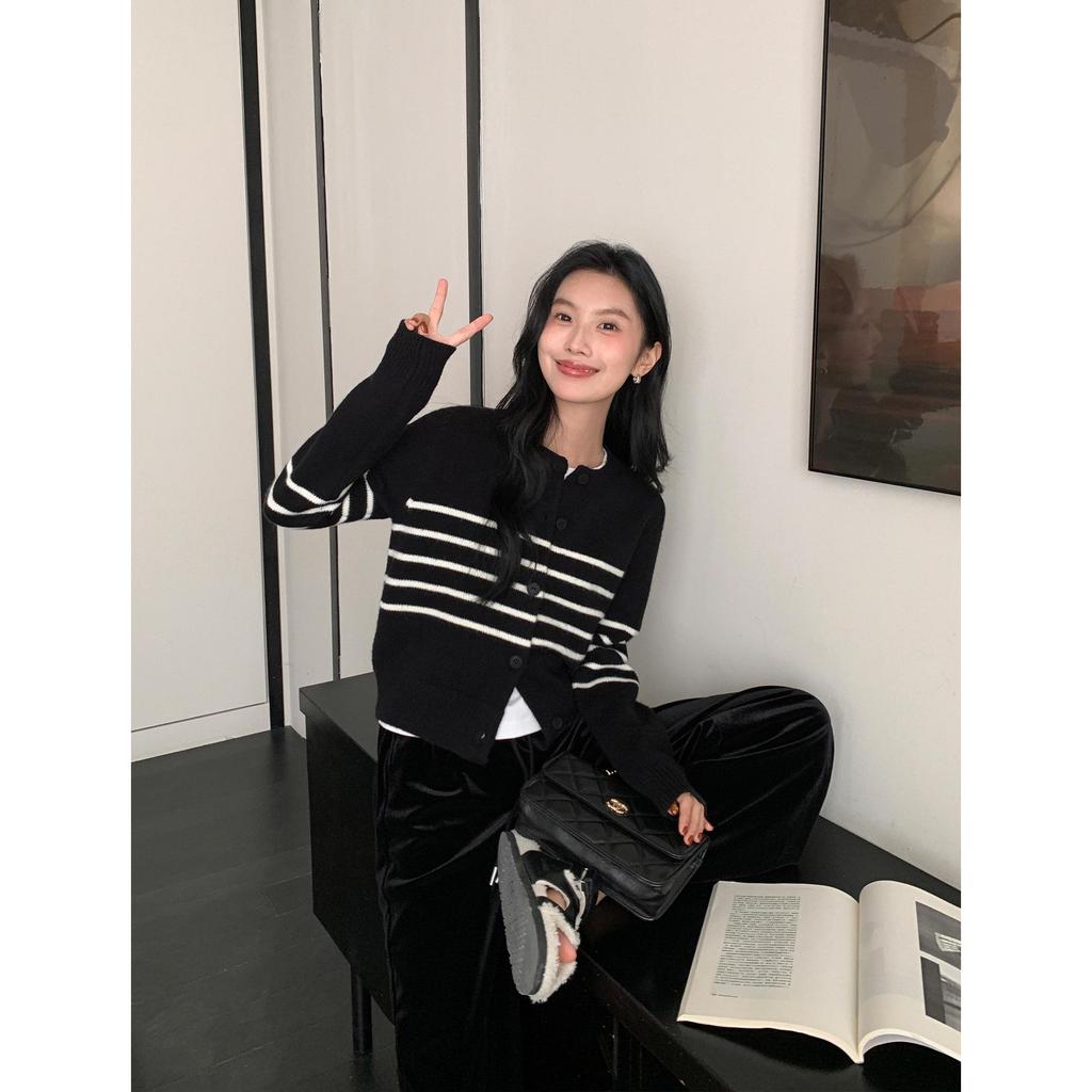 เสื้อไหมพรมแขนยาวลายทาง เสื้อกันหนาวคอกลมผ้านุ่มใส่สบาย รูปที่ 5