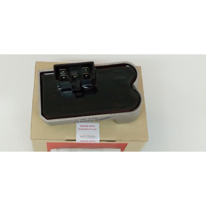 【BRT】[มีรับประกัน] แผ่นชาร์ท แท้ W-125i new (2012-2014), MSX125 (2013) แผ่นชาร์ต แผ่นชาร์จไฟ Regulator