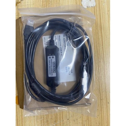 1PC ใหม่ Pro-face HMI สาย CA3-USBCB-01 CA3USBCB01 GP3000 จัดส่งฟรี