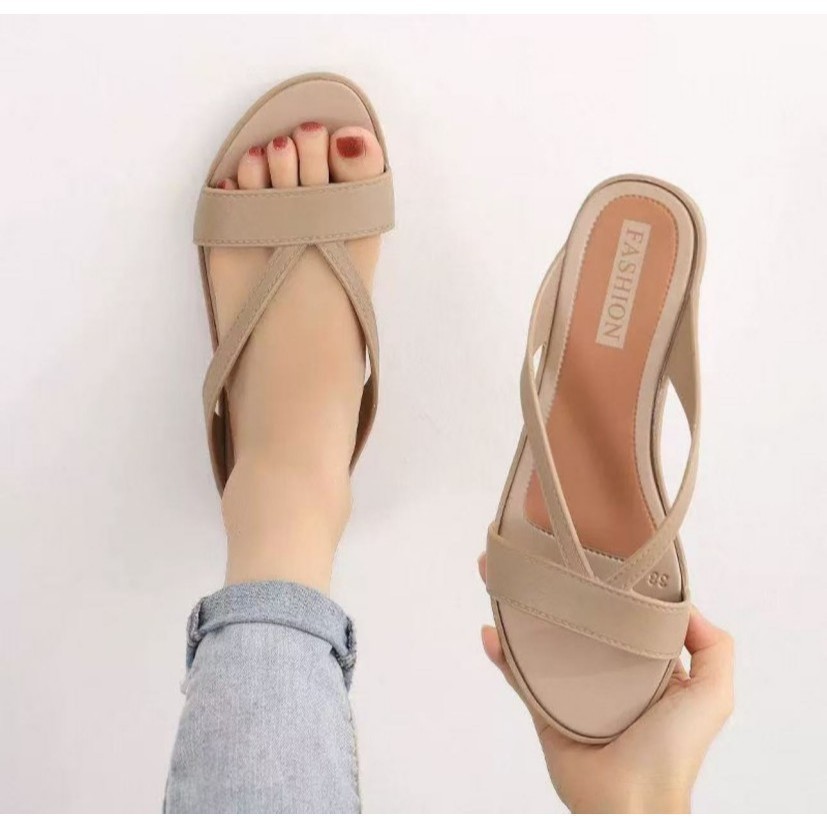 รองเท้าผู้หญิงส้นเตี้ย สวมใส่สบาย แนวแบบแฟชั่นใส่แล้วสวยและหรูหรา กันลื่น สวมใส่สบายมีให้เลือก 3 สี พร้อมส่ง BB034 - รูปที่ 4