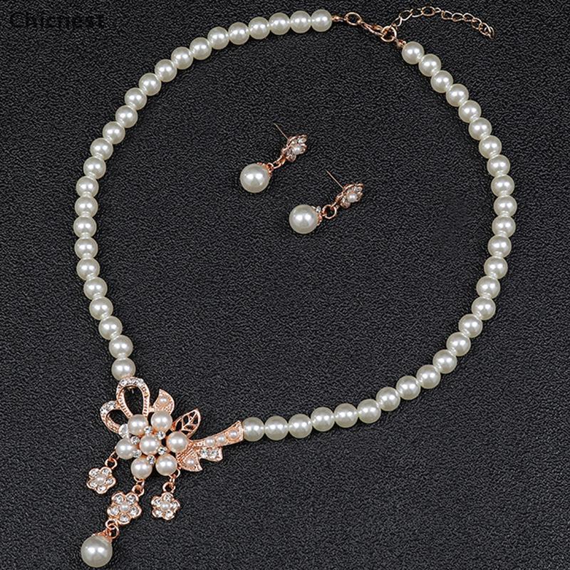 [Chc] 1 ชุดสร้อยคอผู้หญิงลูกปัดGlossy Faux Pearls Rhinestoneฝังดอกไม้เจ้าสาวสร้อยคอต่างหูสตั๊ดชุด [V