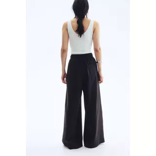 H&M(เอชแอนด์เอ็ม) กางเกงทรงมีเข็มขัดกว้าง Women Wide tie-belt trousers 1290779_2