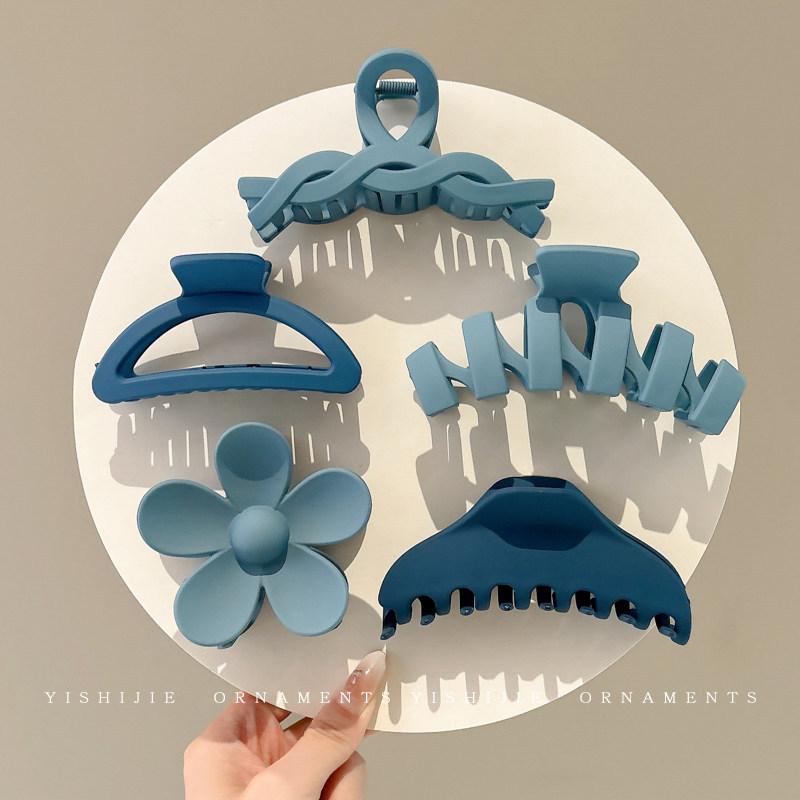 คลิปดอกไม้สไตล์เกาหลีสำหรับผมหางม้า ออกแบบเรียบง่ายและสวยงาม - รูปที่ 3