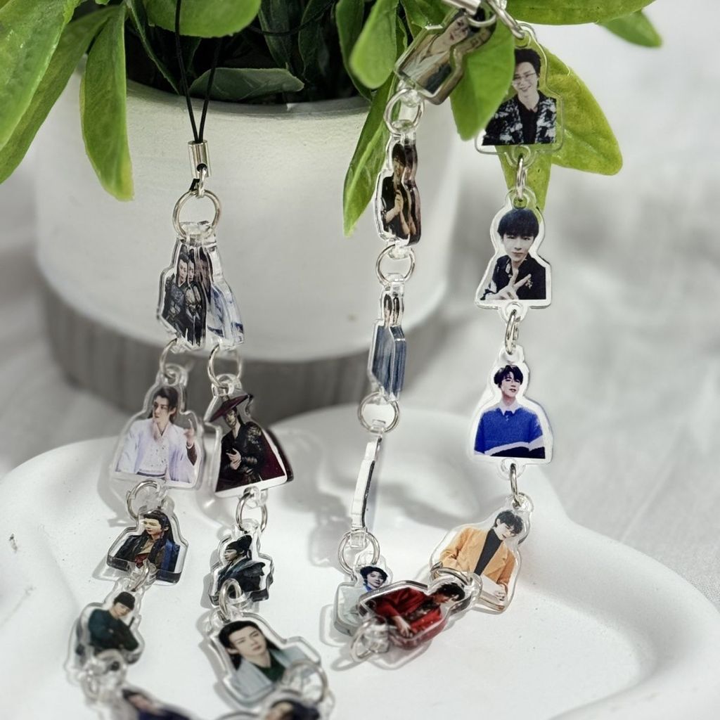 พวงกุญแจพวงกุญแจพวงกุญแจพวงกุญแจตกแต่ง Liu Yuning โซ่โทรศัพท์มือถือแขวนพวงกุญแจอะคริลิค string202512