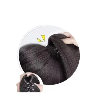 55cm 4สี ธรรมชาติยาวหยิกผมหางม้าสูงคลิป-ใน วิกผมจําลองปลอม