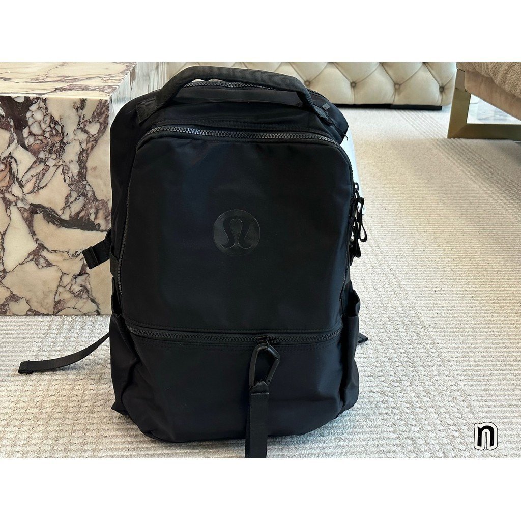 Lulu New Crew 22L Logo Mens and Womens Black Backpack Outdoor Travel Computer Bag (ไม่มีกล่อง) ODWQ