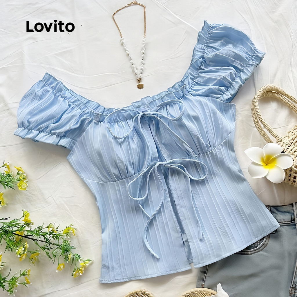 Lovito เสื้อเชิ้ตลำลองลูกไม้ผูกโบว์ตกแต่งด้วยผักกาดหวาน สีฟ้า สำหรับฤดูใบไม้ผลิ/ฤดูร้อน L139AD009