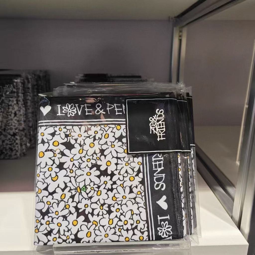 Kpop Idol G-DRAGON Collaboration ZOSAFRIENDS X ZOA ผ้าเช็ดหน้าผ้าฝ้ายผ้าพันคอ GD Square Silk Scarves