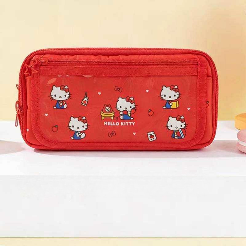 กระเป๋าดินสอ Hello Kitty งานแท้ ขนาด 20×11.5×8.5 cm วัสดุผ้าฝ้ายโพลีเอสเตอร์ มีช่องใส่ของทั้งหมด 3 ช่อง จุของได้เยอะ
