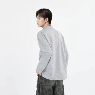 B&R รุ่นใหม่ เสื้อยืดแขนยาว การออกแบบปุ่ม เรียบง่ายและสะดวกสบาย สีทึบ เสื้อคู่
