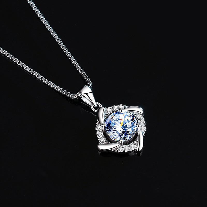 Cao Shi Creative Four-Leaf Clover สร้อยคอหญิงทองแดง Full Zircon Dream Windmill จี้หรูหรา Niche ins เ