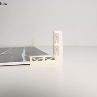 อุปกรณ์ประกอบฉากการถ่ายภาพหัวเข็มขัดแนวตั้งพื้นหลังรูปหินอ่อ…