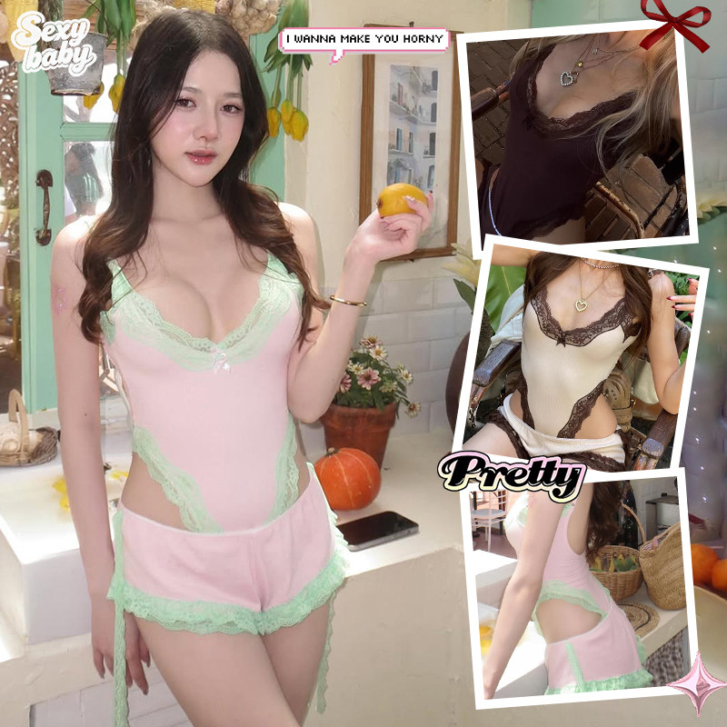 🩷sexy baby🩷สไตล์สายรัด บอดี้สูท+กางเกงขาสั้น น่ารักและหวาน ขอบลูกไม้ โบว์ประดับ ผ้านิ่ม ใส่สบาย 3 สี ส่งไวจากไทย