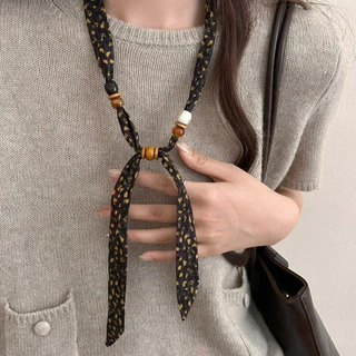 Choker สไตล์เรโทรดีไซน์ลายจุด เพิ่มความหรูหราให้Looksของคุณ