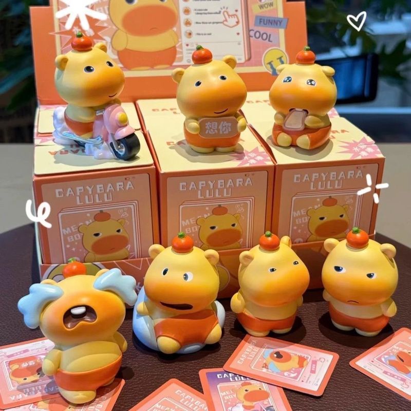 爆款同款水豚嘟嘟摆件潮玩盲盒手办玩偶创意可爱装饰公仔摆件玩偶Dudu Capybara Doll Series Blind Box Desk Cute Cartoon Figurines